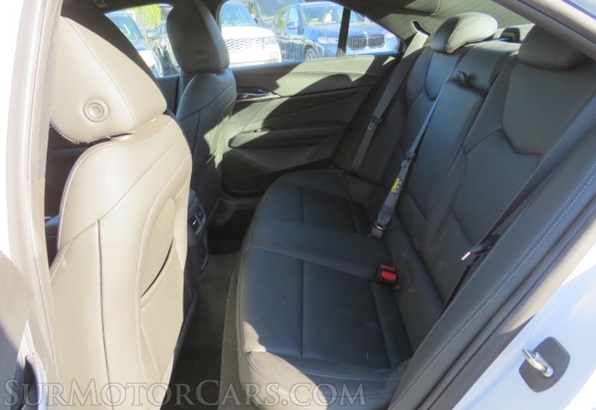 2022 Cadillac CT4 - Image 31