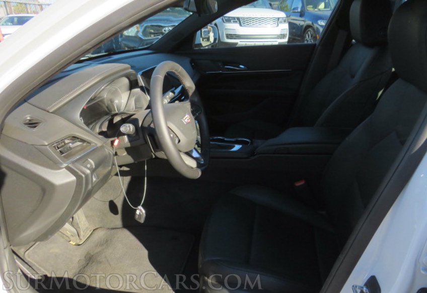 2022 Cadillac CT4 - Image 25