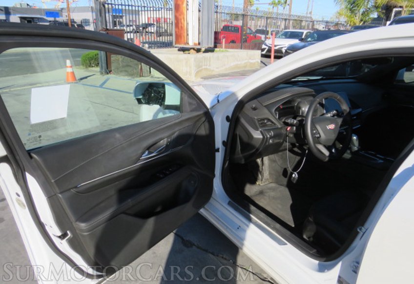 2022 Cadillac CT4 - Image 21