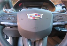 2022 Cadillac CT4 - Image 38