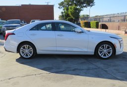 2022 Cadillac CT4 - Image 5