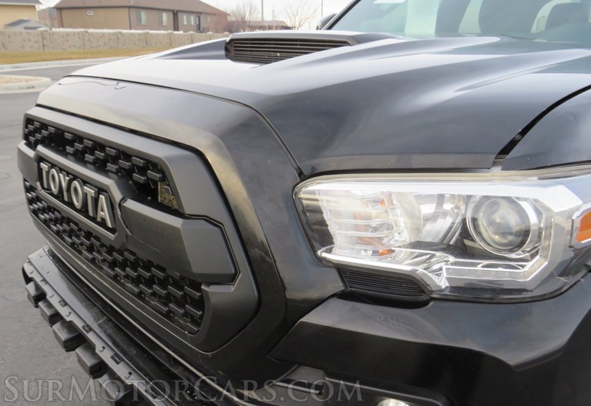 2016 Toyota Tacoma - Image 20