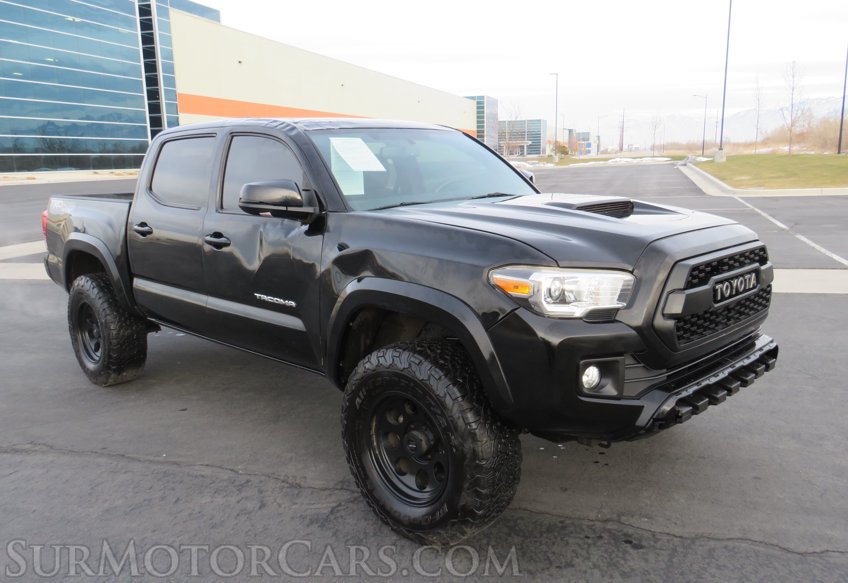 2016 Toyota Tacoma - Image 5