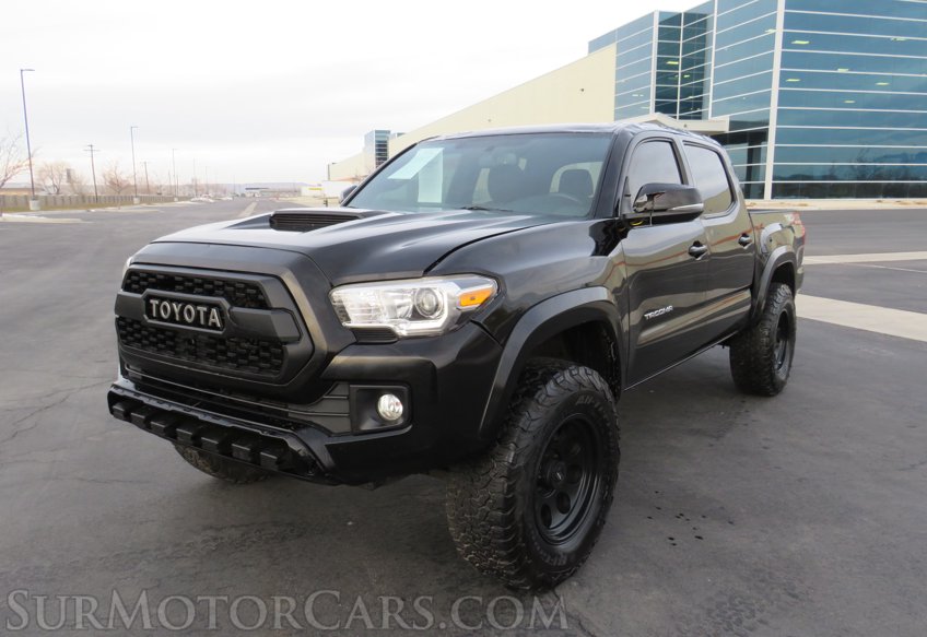 2016 Toyota Tacoma - Image 6