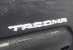 2016 Toyota Tacoma - Image 26