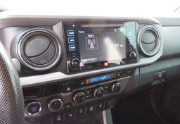 2016 Toyota Tacoma - Image 52