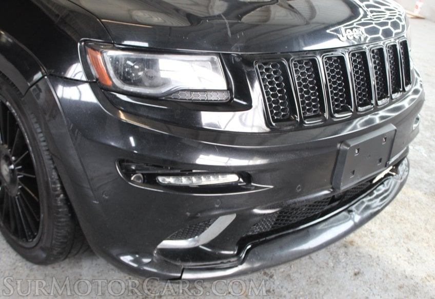 2014 Jeep Grand Cherokee 4x4 SRT - Image 34
