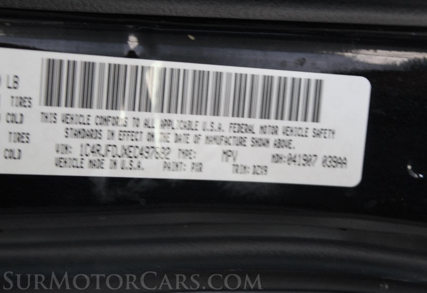 2014 Jeep Grand Cherokee 4x4 SRT - Image 75