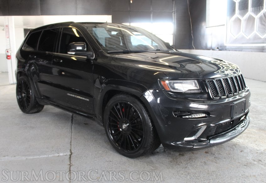 2014 Jeep Grand Cherokee 4x4 SRT - Image 3