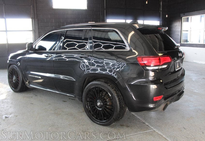 2014 Jeep Grand Cherokee 4x4 SRT - Image 9