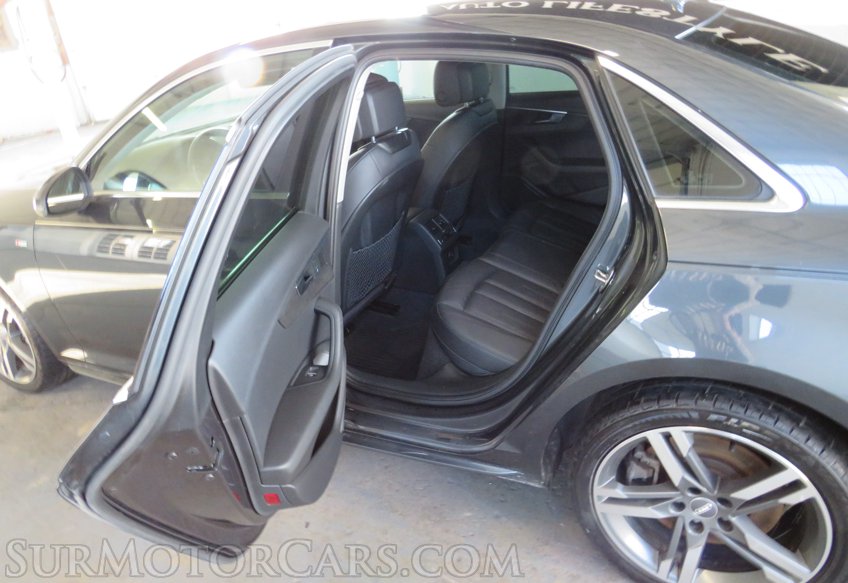 2018 Audi A4 - Image 32