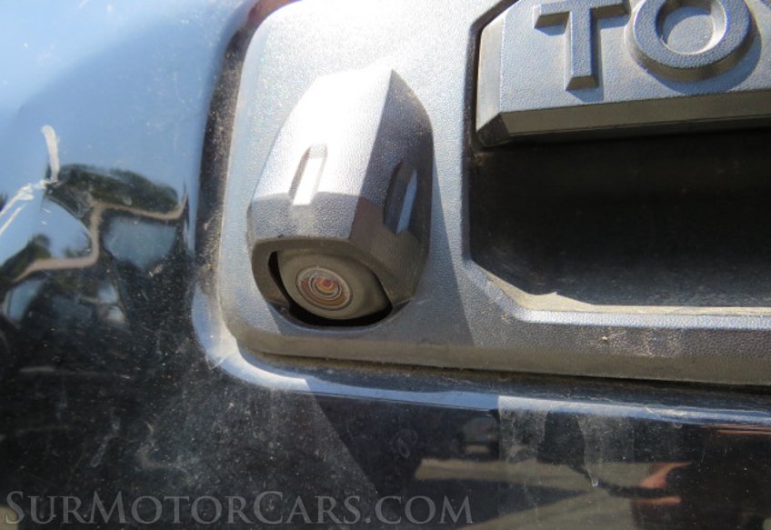 2016 Toyota Tacoma - Image 19