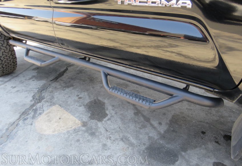 2016 Toyota Tacoma - Image 17