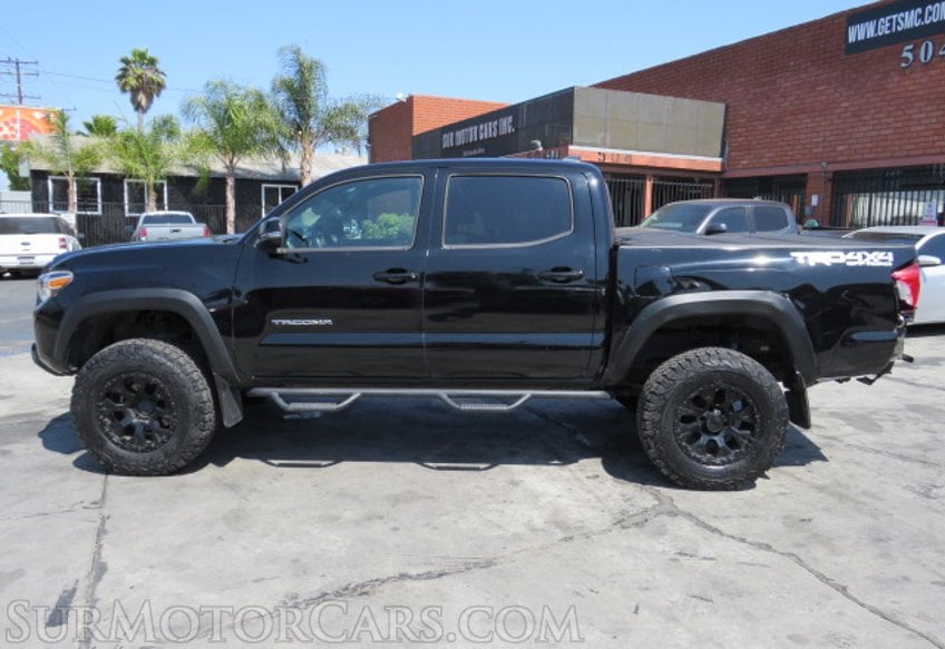2016 Toyota Tacoma - Image 11