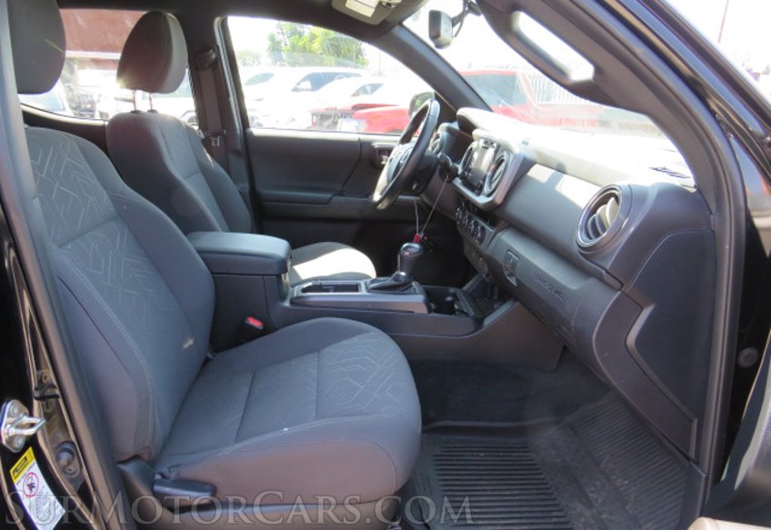 2016 Toyota Tacoma - Image 27