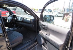 2016 Toyota Tacoma - Image 23