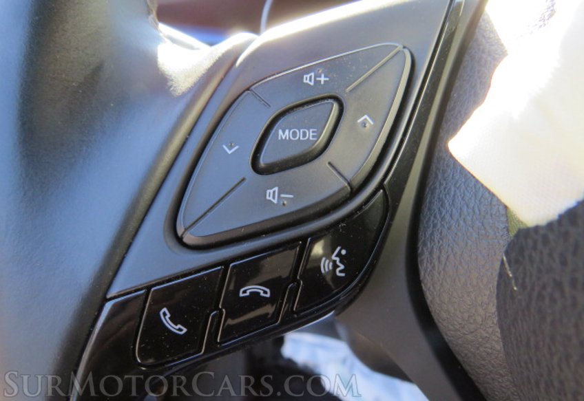 2019 Toyota C-HR - Image 32