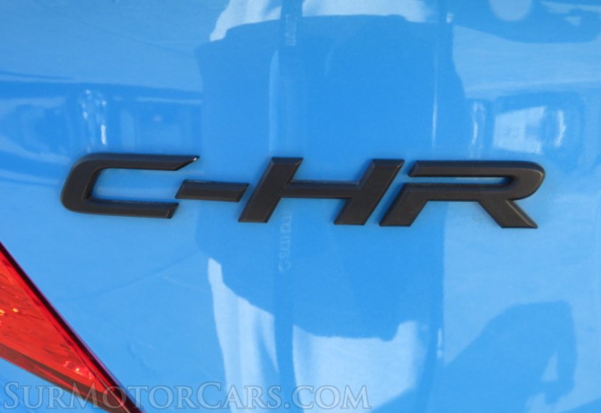 2019 Toyota C-HR - Image 17