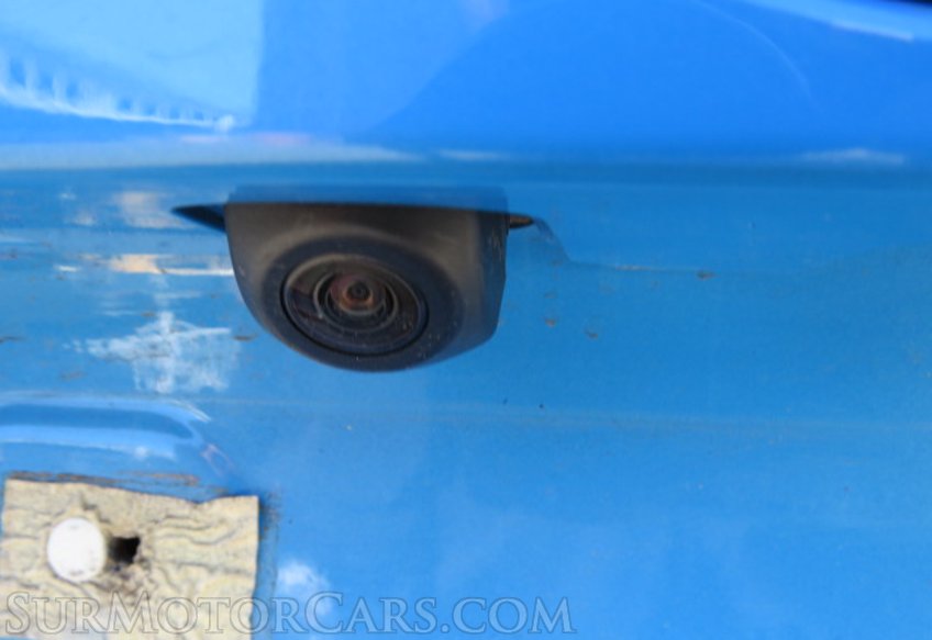 2019 Toyota C-HR - Image 18