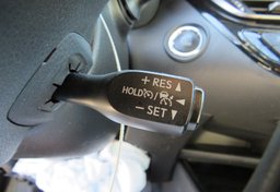 2019 Toyota C-HR - Image 36