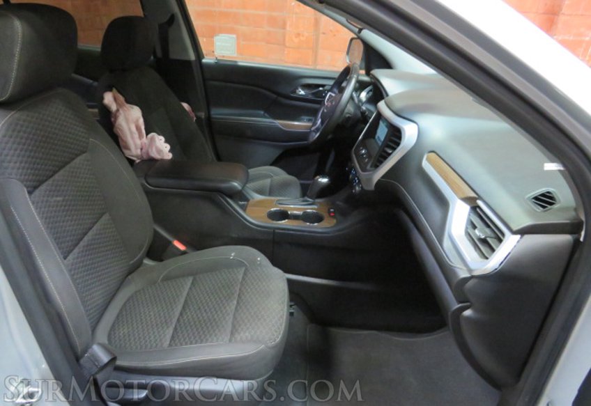 2018 GMC Acadia - Image 27