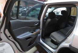 2018 GMC Acadia - Image 23