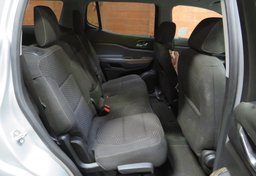 2018 GMC Acadia - Image 29