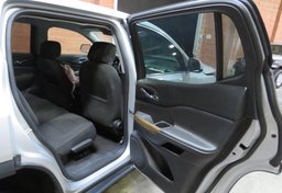 2018 GMC Acadia - Image 28