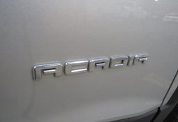 2018 GMC Acadia - Image 18