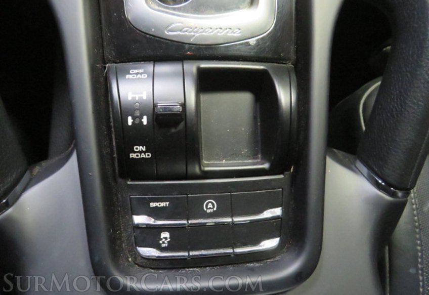 2018 Porsche Cayenne - Image 28