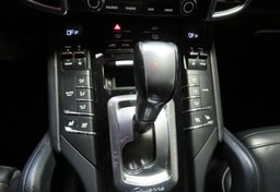 2018 Porsche Cayenne - Image 33