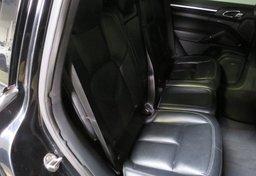 2018 Porsche Cayenne - Image 21