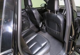 2018 Porsche Cayenne - Image 31