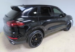 2018 Porsche Cayenne - Image 7