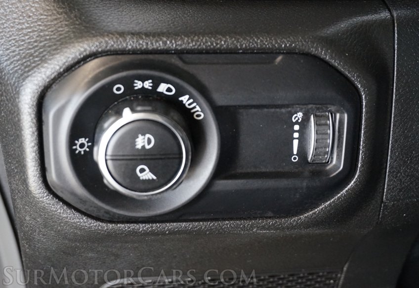 2023 Jeep Gladiator - Image 36