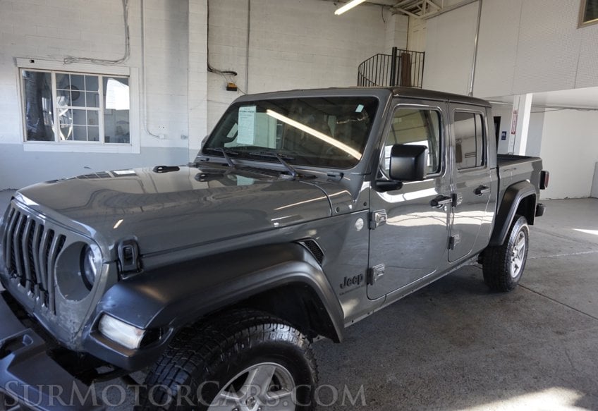 2023 Jeep Gladiator - Image 14