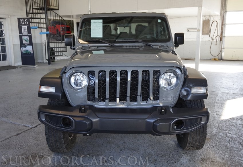 2023 Jeep Gladiator - Image 12