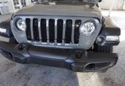 2023 Jeep Gladiator - Image 24