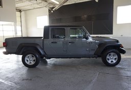 2023 Jeep Gladiator - Image 5