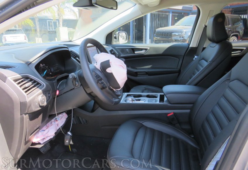 2022 Ford Edge - Image 25