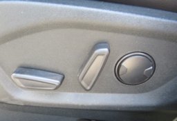 2022 Ford Edge - Image 48