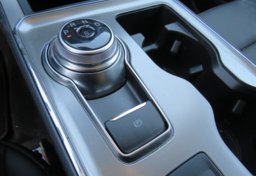 2022 Ford Edge - Image 38