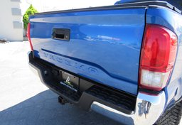 2016 Toyota Tacoma - Image 27