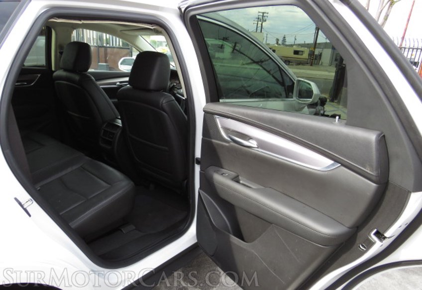 2019 Cadillac XT5 - Image 23