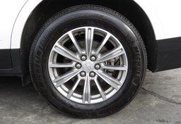 2019 Cadillac XT5 - Image 16