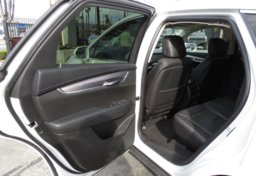 2019 Cadillac XT5 - Image 19