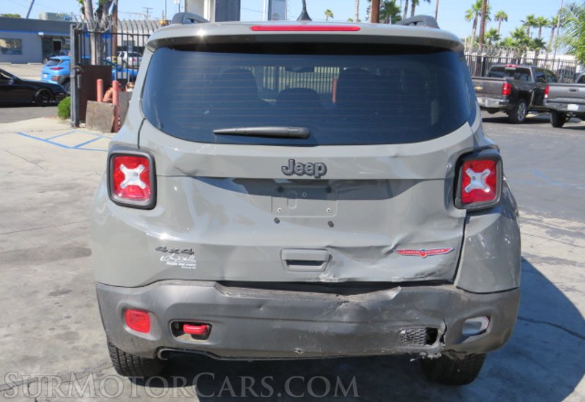 2021 Jeep Renegade - Image 34