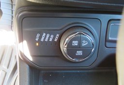 2021 Jeep Renegade - Image 11