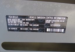 2021 Jeep Renegade - Image 46