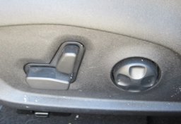 2021 Jeep Renegade - Image 16